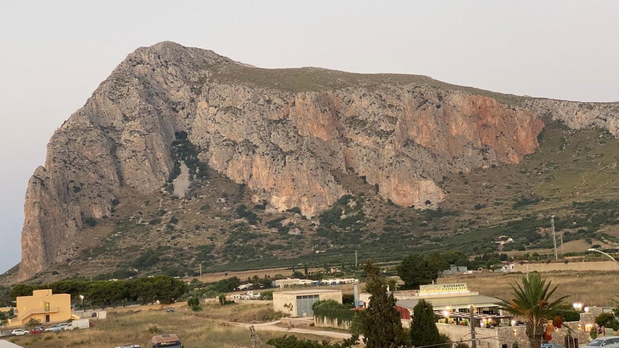شقة La Terrazza Del Capo سان فيتو لو كابو المظهر الخارجي الصورة