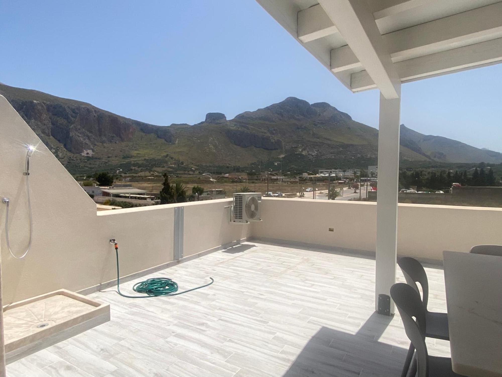 شقة La Terrazza Del Capo سان فيتو لو كابو المظهر الخارجي الصورة